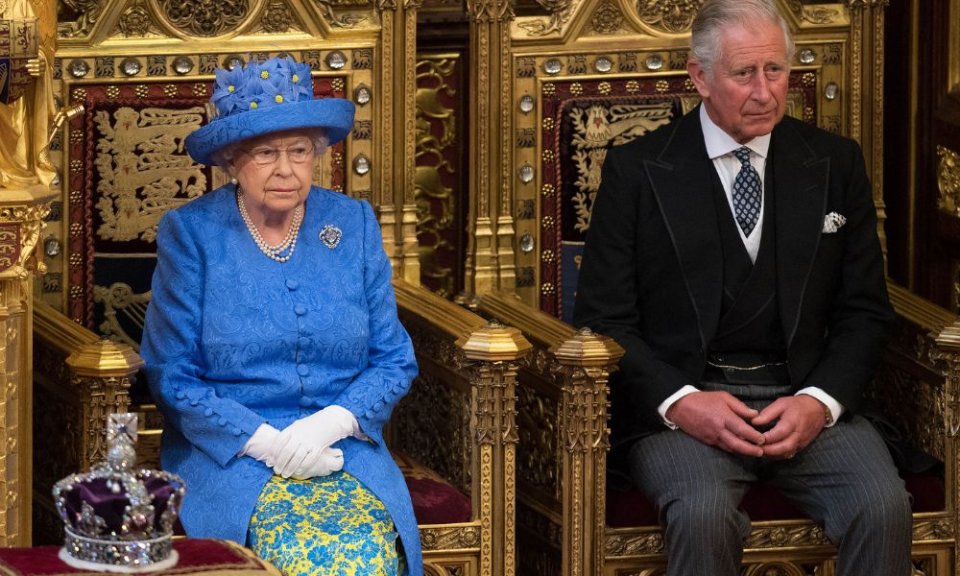 principe charles e rainha elizabeth II (1)