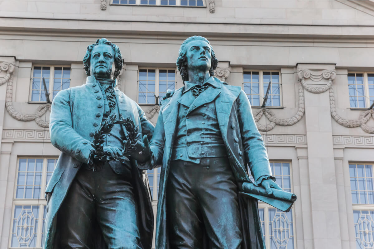 Goethe e Schiller lideraram o romantismo alemão 