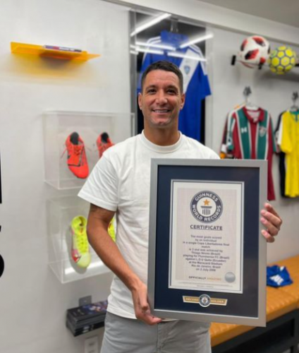 Thiago Neves entra para o ???Livro dos Recordes??? por hat-trick na final da Libertadores 3 thiago neves