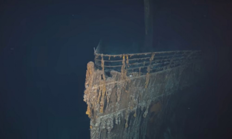 titanic em 8k