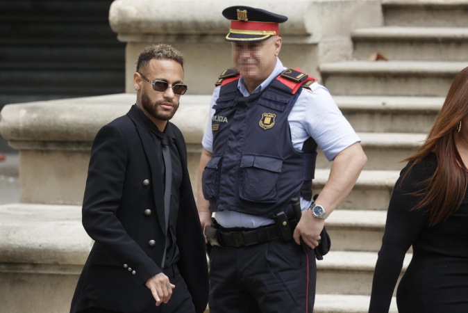 Neymar está sendo julgado por corrupção na Espanha