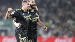 Benzema e Valverde marcaram na vitória do Real Madrid sobre o Elche