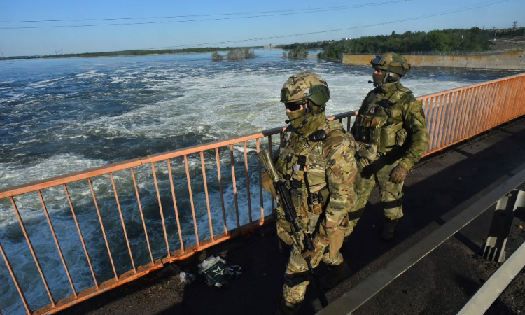 Forças Armadas da Ucrânia anunciam operação militar na Crimeia