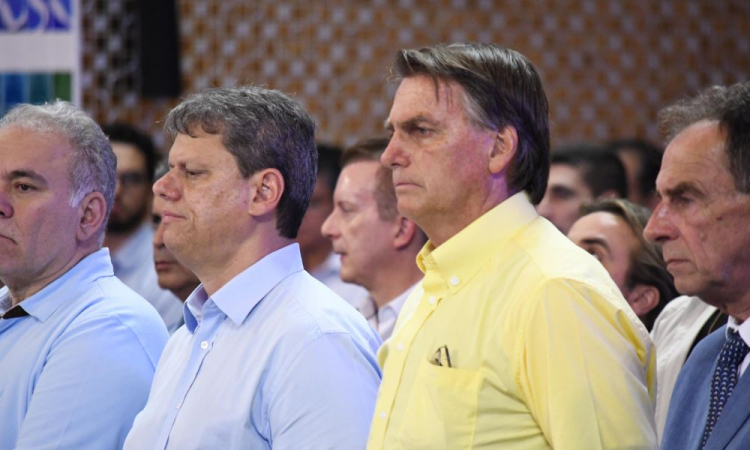 Bolsonaro e Tarcísio aparecida