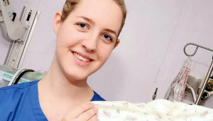 enfermeira é acusada de matar bebês na Inglaterra