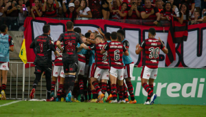 O Flamengo venceu o Cuiabá por 2 a 0, na Arena Pantanal