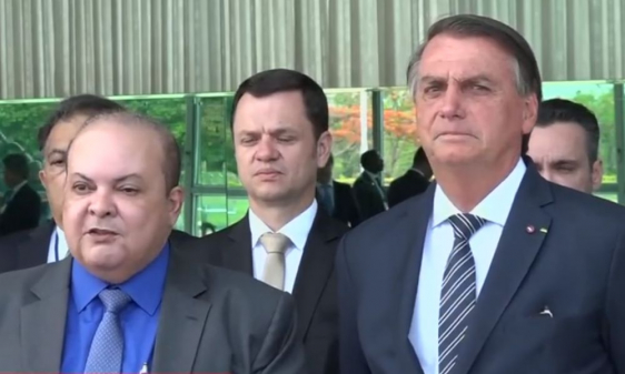 Ibaneis Rocha oficializa apoio a Bolsonaro no 2º turno e alfineta Tebet: 'Nunca chegou a me ligar'
