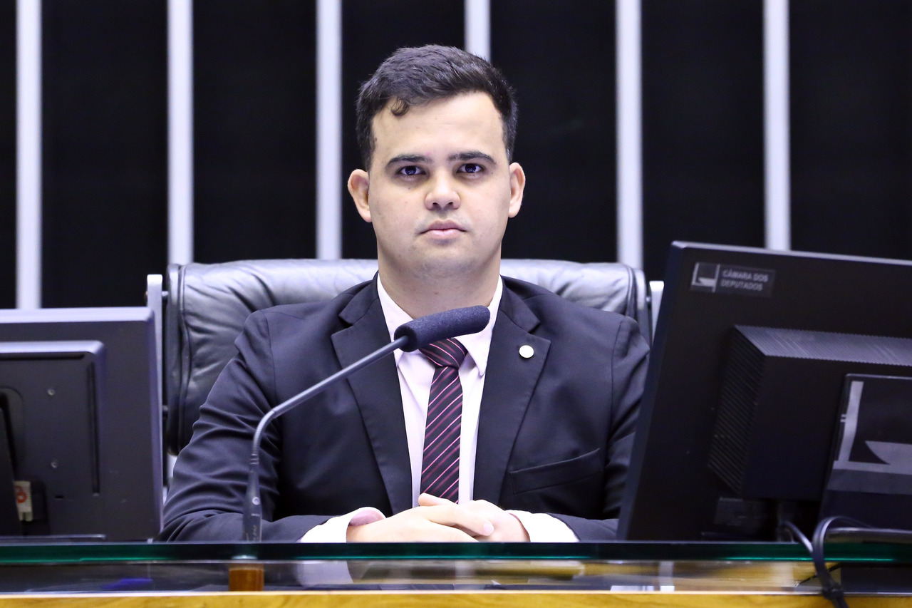 Entenda as ações que podem anular a eleição de 7 deputados