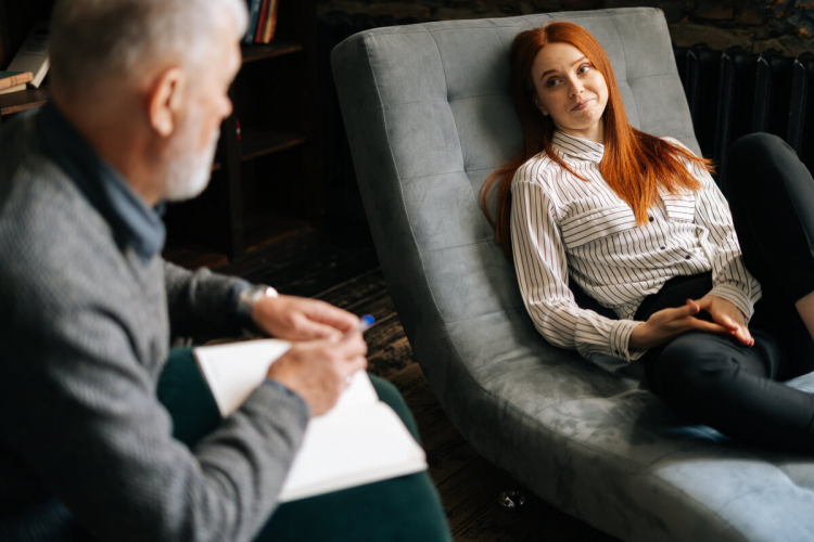 4 razões para fazer terapia e os benefícios para a saúde mental