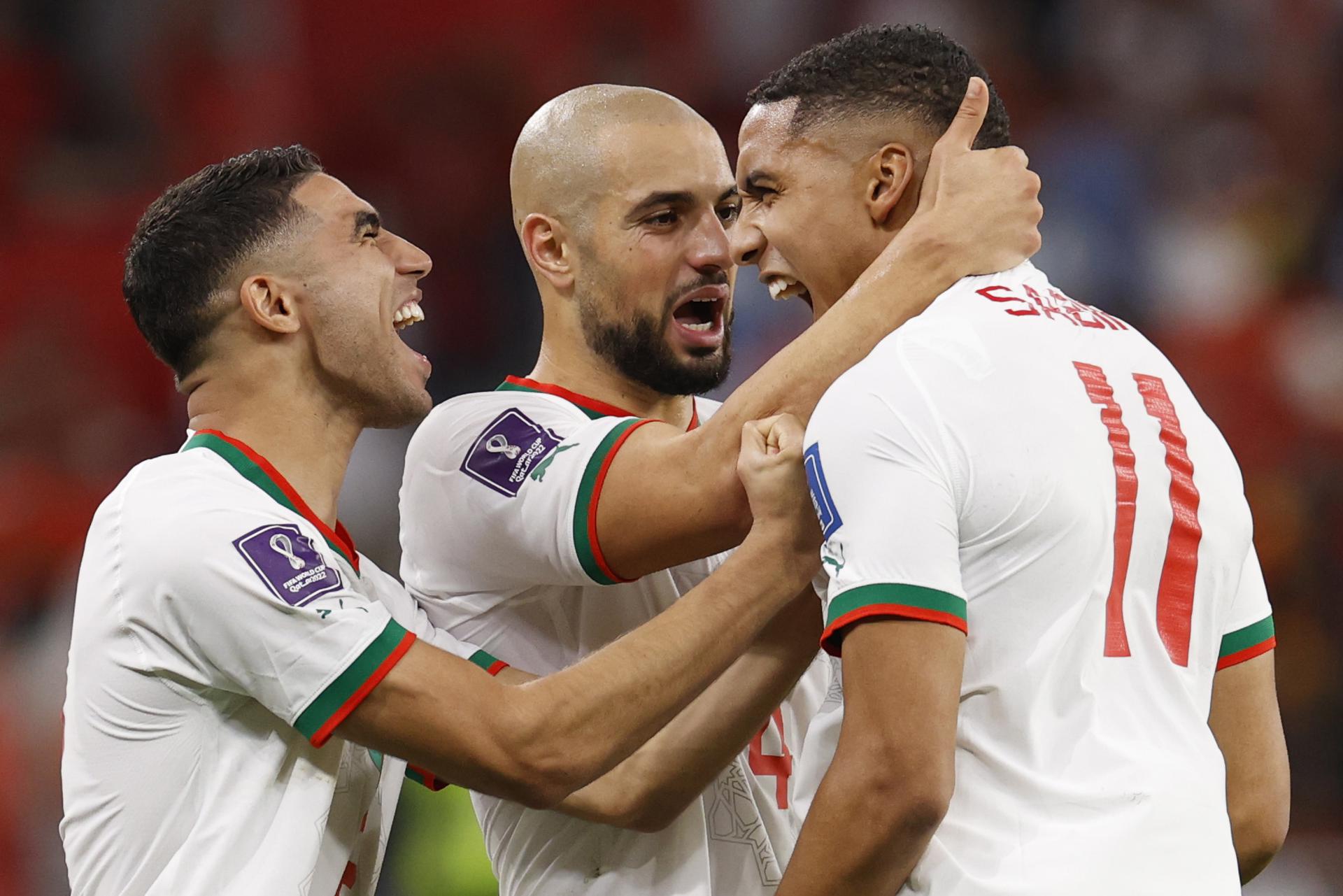 TNT Sports Brasil - Sem dúvidas, o que não falta para o Ronaldo Fenômeno,  aniversariante de hoje, é a admiração de jogadores pelo mundo! 👏