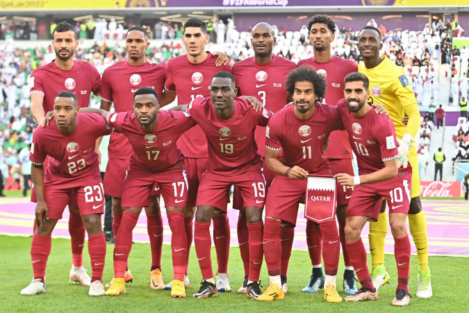 Copa do Mundo 2022: Qatar é primeiro anfitrião a perder na estreia