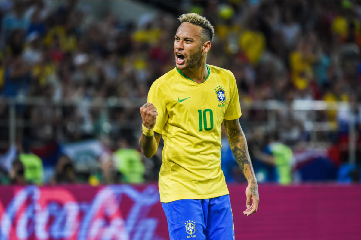 Neymar está entre os melhores jogadores do mundo 