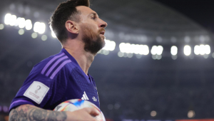 Lionel Messi, da Argentina, reage durante a partida de futebol do grupo C da Copa do Mundo da FIFA 2022 entre Polônia e Argentina