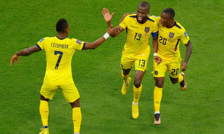 Na abertura da Copa do Mundo de 2022, Equador vence Catar com gols de Enner  Valencia - Jogada - Diário do Nordeste