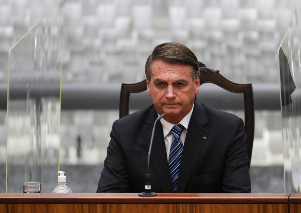 Bolsonaro criticizes fuel remortgage and expects inflation to pick up in March