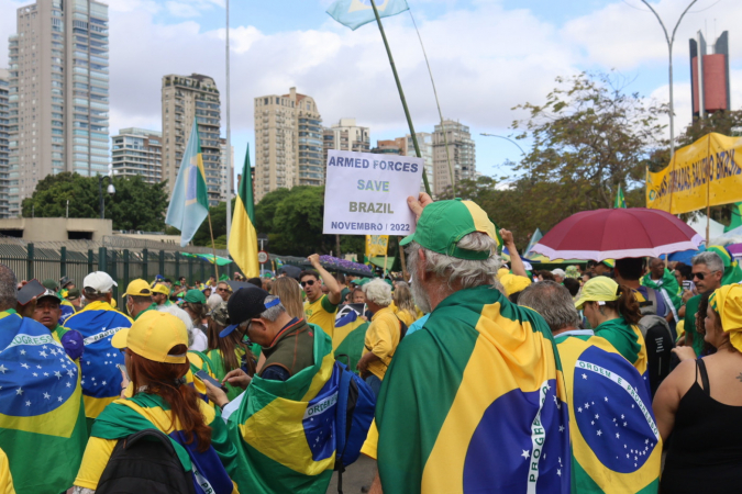 Manifestantes em São Paulo se opõem ao resultado das eleições de 2022