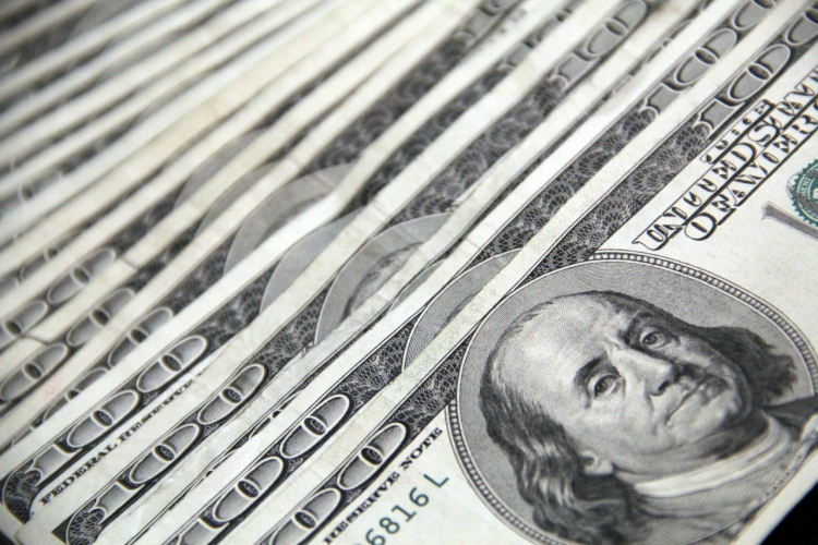 Dólar sobe a R$ 5,05 após declarações de Haddad sobre déficit zero