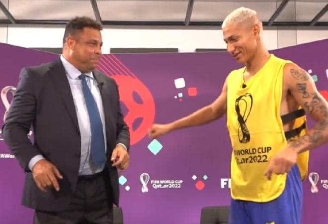 Ronaldo fez a 'dança do pombo' com Richarlison após vitória da seleção brasileira