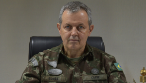 Comandante do sudeste, o general Tomás Miguel Miné Ribeiro Paiva