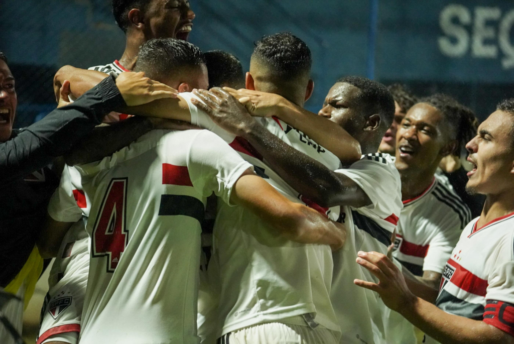 Com três gols, São Paulo vence o Porto Velho em estreia na Copinha