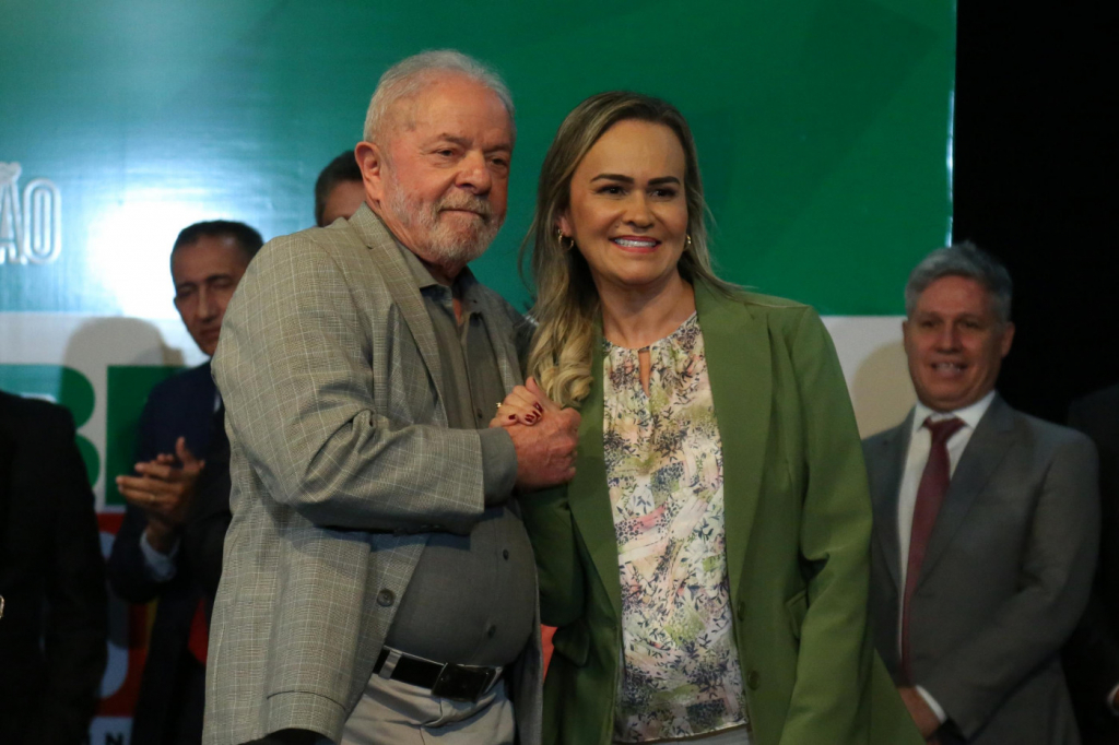 Após seguidas crises, presidente da Enel Brasil deixa o cargo - RJ