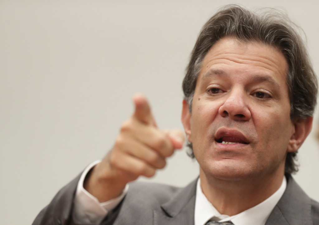 Arcabouço fiscal ajudará o país a enfrentar despesas sem juros abusivos praticados no Brasil, diz Haddad