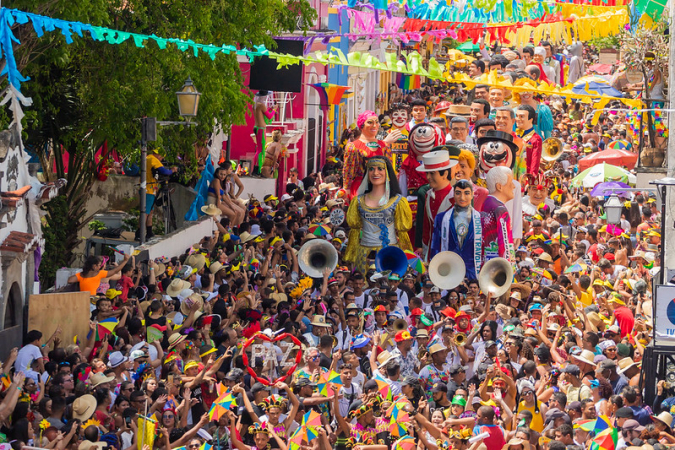 Com blocos de rua centenários, Olinda volta a fazer seu Carnaval