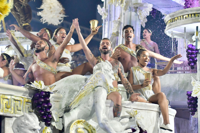 AO VIVO: Imperatriz Leopoldinense traz Lampião para a 2ª noite do Carnaval carioca; acompanhe 15 vila isabel
