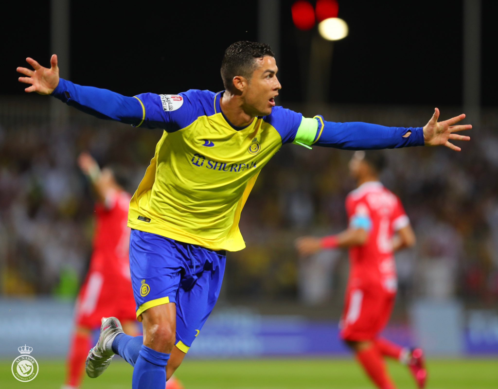 Cristiano Ronaldo marcou quatro vezes em vitória do Al Nassr no Campeonato Saudita