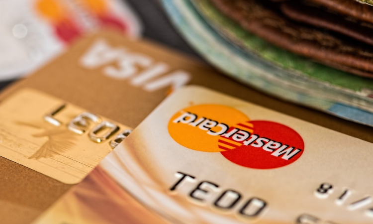 Portabilidade da dívida do cartão de crédito começa nesta segunda