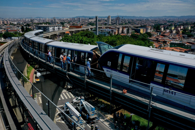 Trem Linha 15-Prata