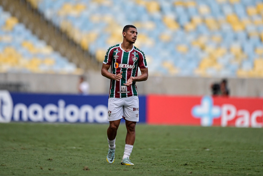 André prevê 'jogo mais difícil da temporada' para Fluminense e