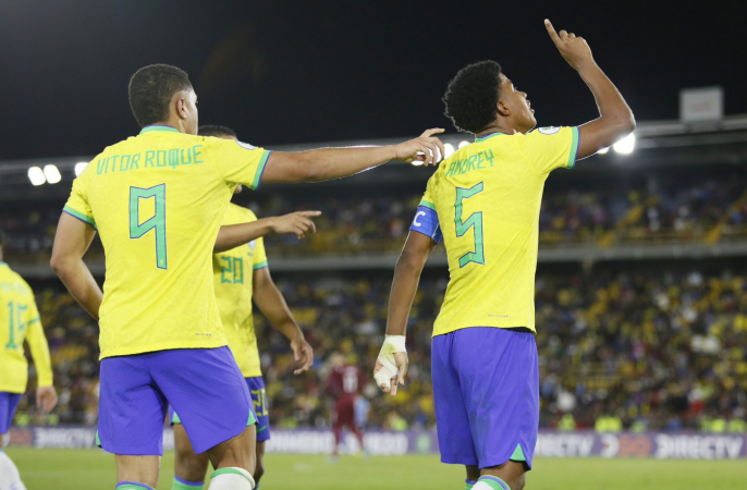 Andrey e Vitor Roque, vencedores do Sul-Americano sub-20, foram convocados para a seleção principal