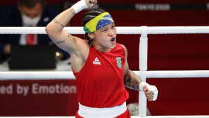 Beatriz Ferreira está na semifinal do Mundial de Boxe