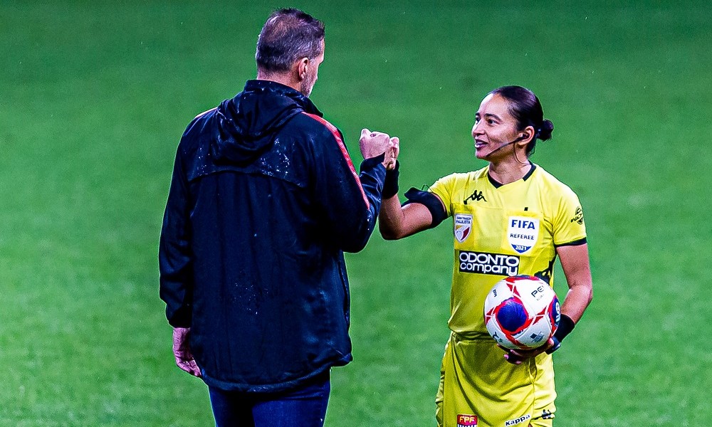 Palmeiras x São Bernardo: Edina Alves Batista será a árbitra da