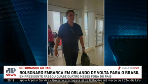 Bolsonaro embarca de volta para o Brasil