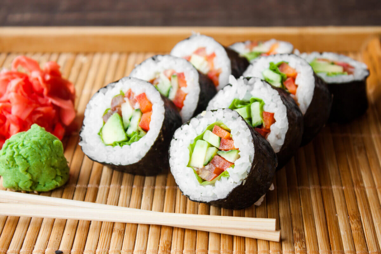 3 receitas de sushi vegetariano para fazer em casa