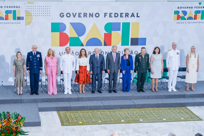 Presidente da República, Luiz Inácio Lula da Silva, durante cerimônia de apresentação dos oficiais-generais recém-promovidos, no Palácio do Planalto, Brasília