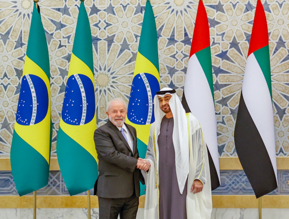 Lula e presidente dos Emirados Árabes Unidos
