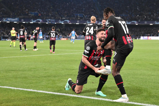 Milan eliminou o Napoli no confronto válido pelas quarta de final da Liga dos Campeões
