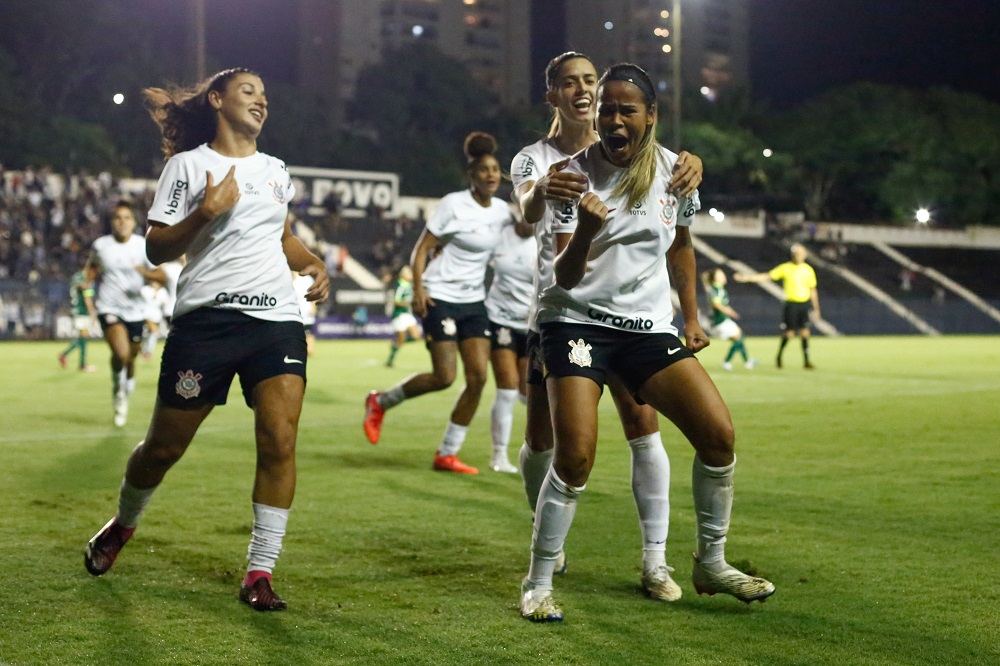 Jogadoras do Corinthians emitem nota sobre Cuca: Respeita as