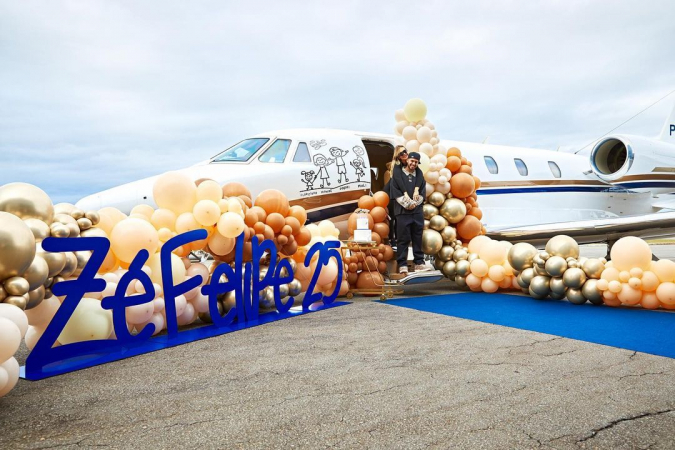 Avião presente Virgínia Zé Felipe