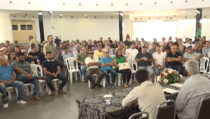 Mais de 300 agricultores e pecuaristas se reuniram neste final de semana em Feira de Santana, na Bahia, para discutir ações contra o MST