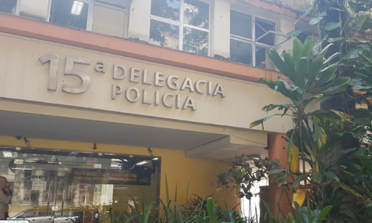 Fachada da delegacia da Gávea, no Rio de Janeiro