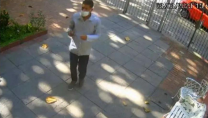 Homem que fingia ser funcionário da Receita Federal foi filmado por câmera de segurança