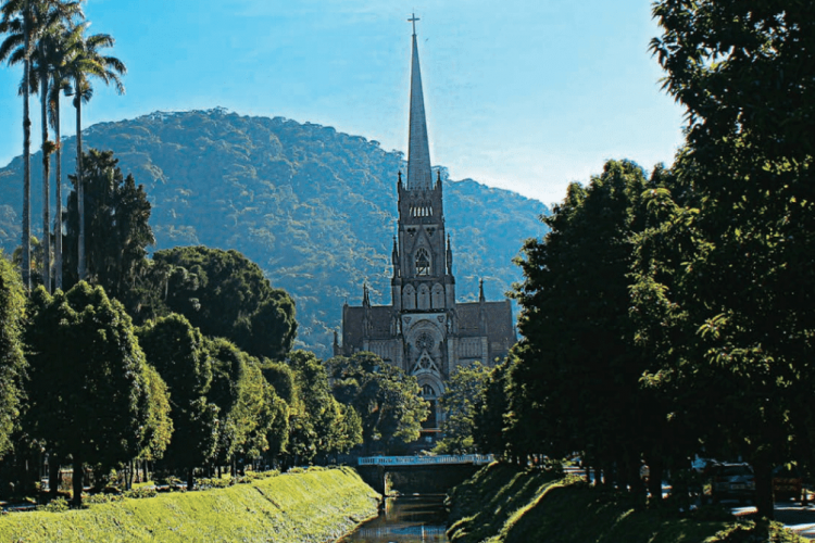 Petrópolis: conheça a cidade com rico patrimônio histórico e arquitetônico