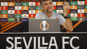 José Luis Mendilibar, técnico do Sevilla, em entrevista coletiva