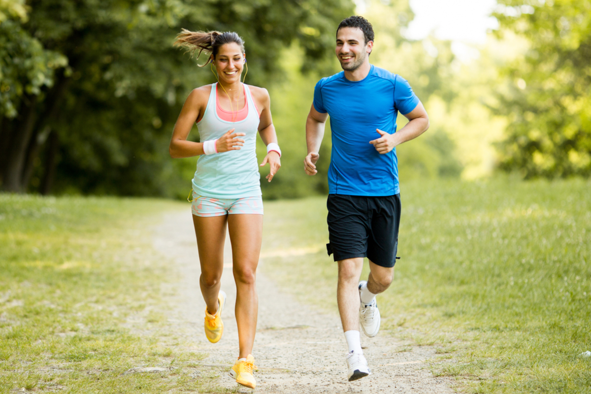 Corrida é um dos treinos aeróbios mais eficazes para quem quer perder peso 