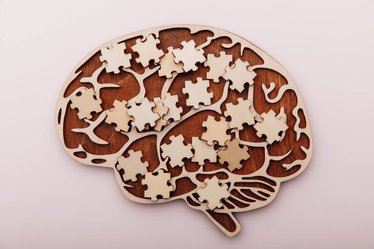 Alzheimer causa alteração na memória 