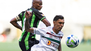 Vitor Mendes, do Fluminense, em partida diante do América-MG